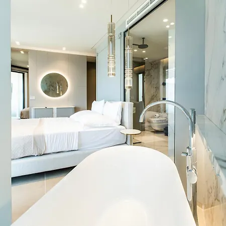 Keslin Premium Seaside Pensión 3*