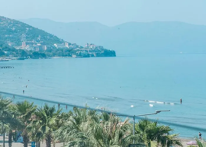 Keslin Premium Seaside Affittacamere 3*
