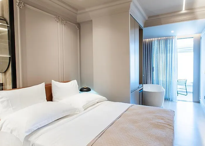 Keslin Premium Seaside Affittacamere 3*