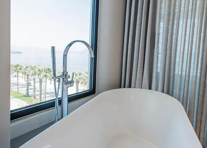 Keslin Premium Seaside 3*